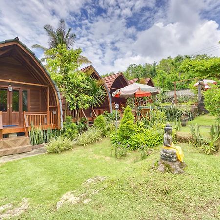 Hotel Dnr Lumbung Garden à Toyapakeh Extérieur photo